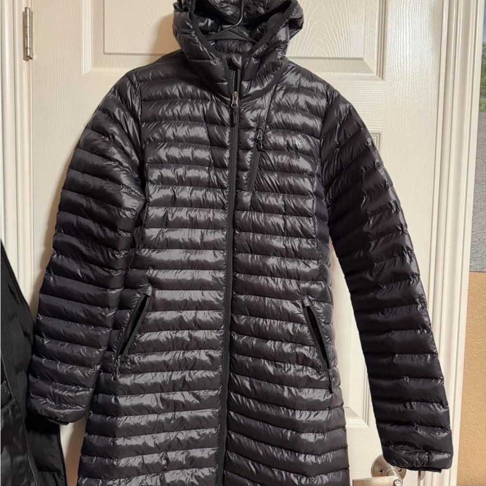 Marmot Women's Black Puffer Coat